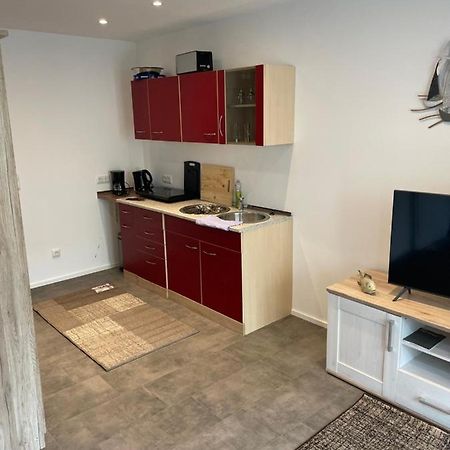 Ferienwohnung Nora Mit Blick Auf Den Ribnitzer See Dış mekan fotoğraf
