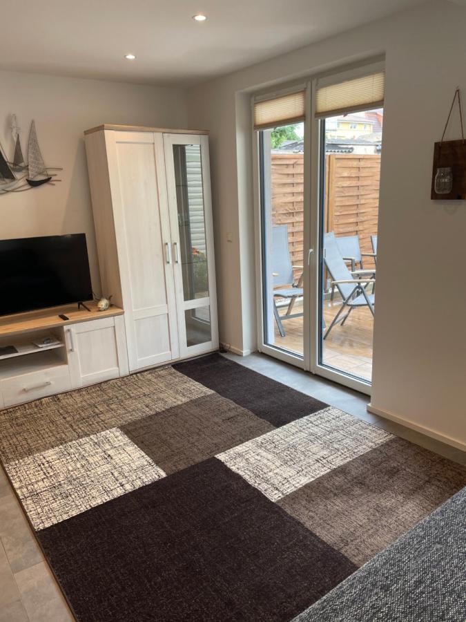 Ferienwohnung Nora Mit Blick Auf Den Ribnitzer See Dış mekan fotoğraf